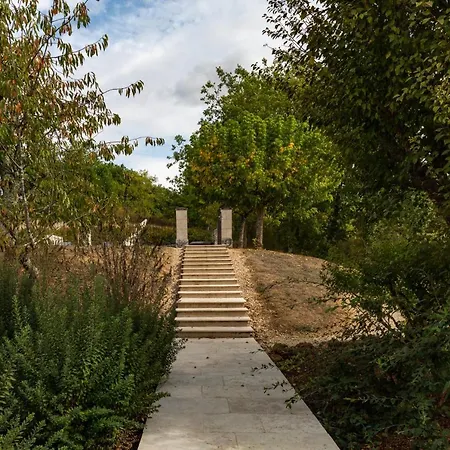 بيت للعطل - Spacieuse Maison Pierre Avec Piscine Chauffee, Cuisine D'ete, Petanque, Ping-pong Et Jeux Enfants - 10 Min De Vic Roques (Gers)
